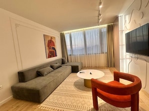 Apartment | Living area - Sunset Apartment (Tirana)
