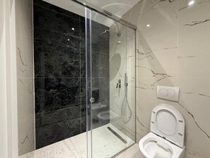 Apartment | Badezimmer