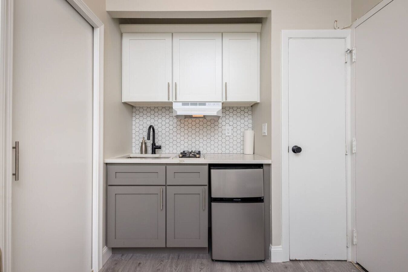 Kaffetrakter/tekoker og kjøkkenutstyr