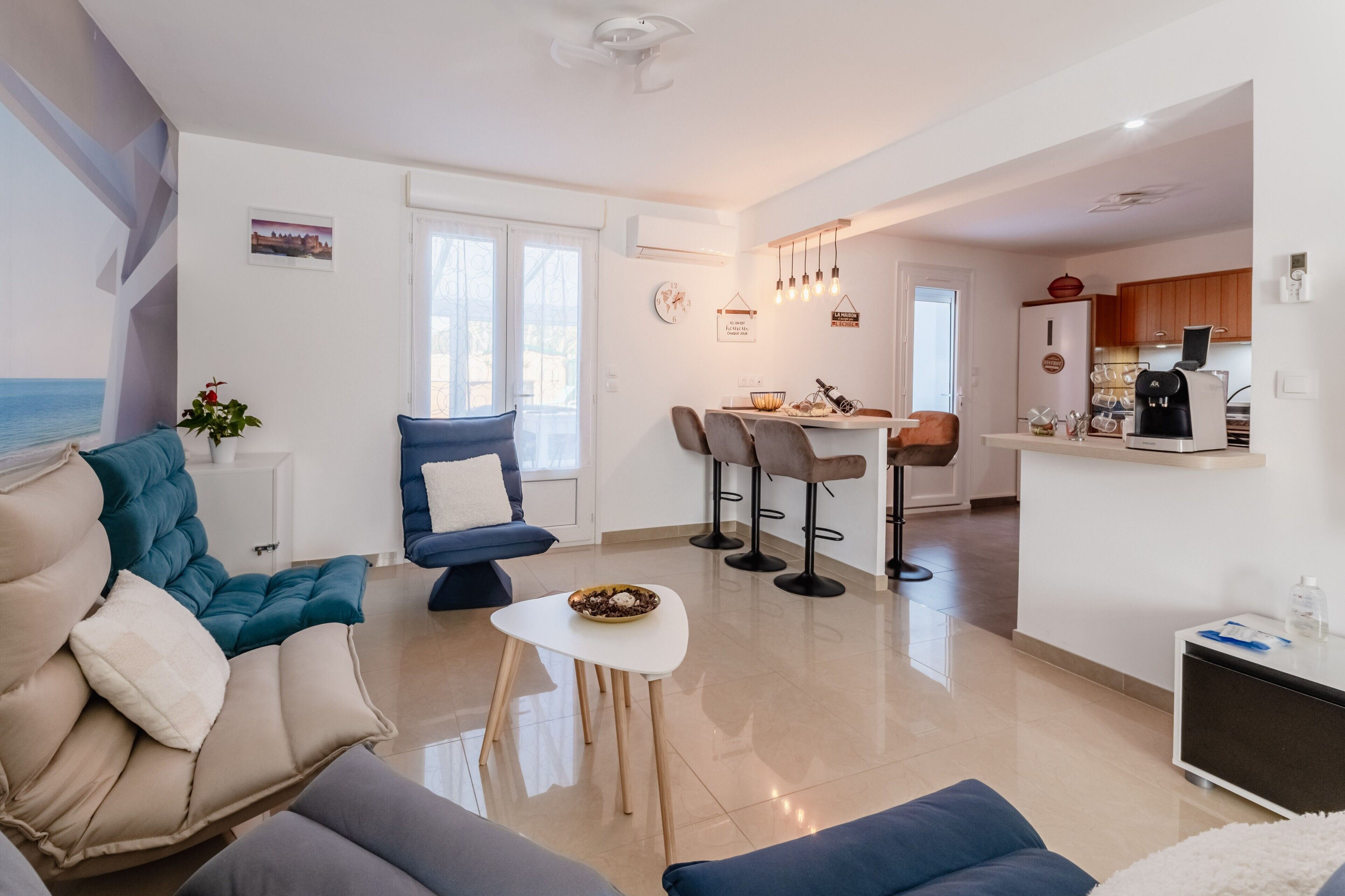 TV, fireplace, table tennis