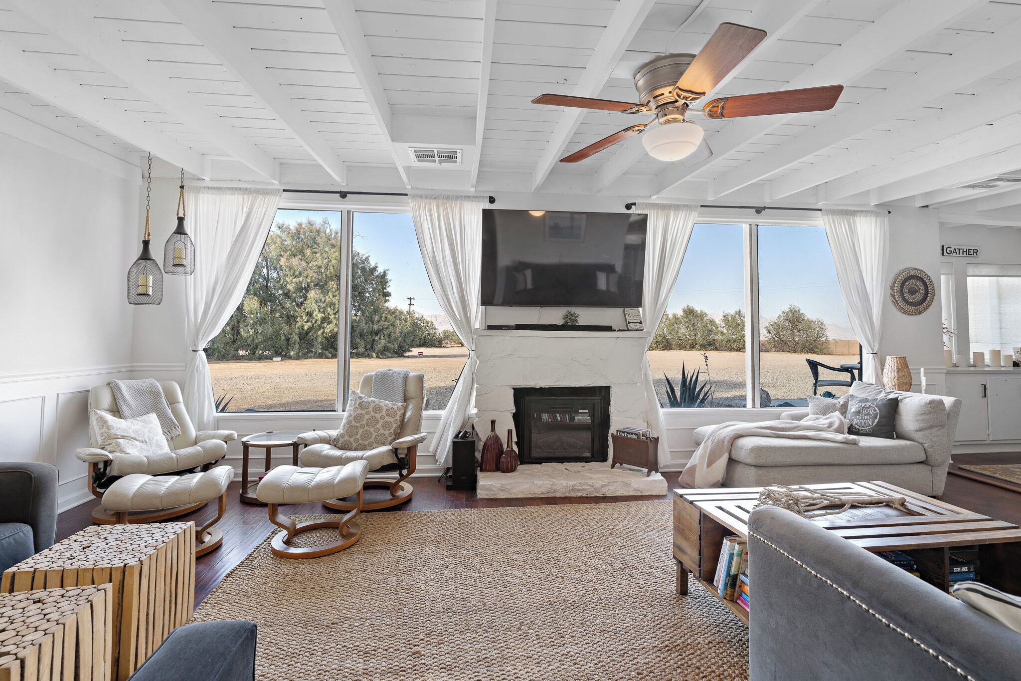 Smart TV, video games, DVD player, ping pong