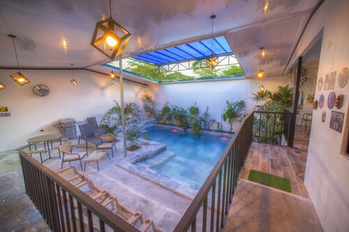 La Fortuna Garden Luxury Smart House private swimming pool.