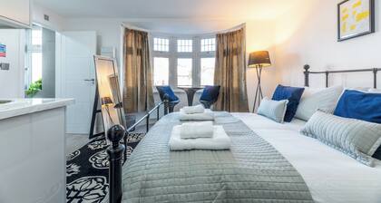 Charming studio near transport for central London - Pass the Keys