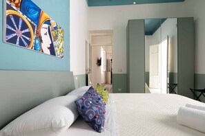 2 bedrooms, iron/ironing board - Kalsa - Family Room (Butera Apartments Luxury) (Palermo)