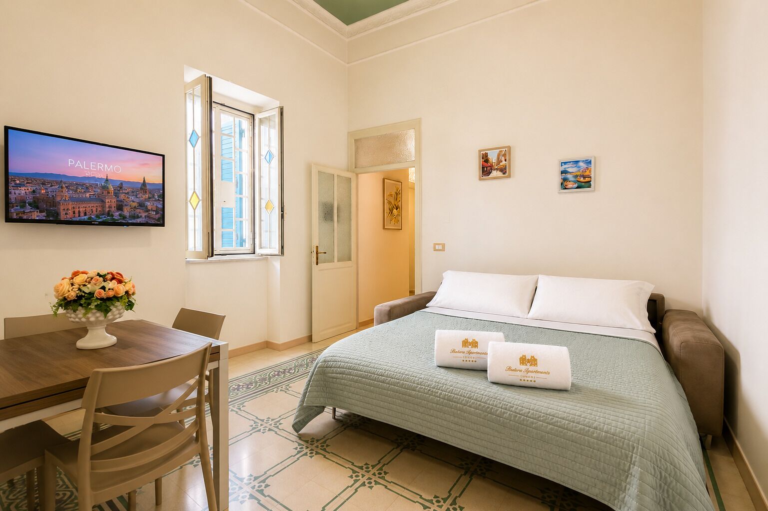 2 bedrooms, iron/ironing board