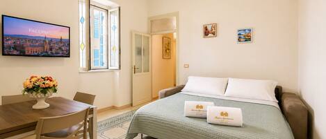2 bedrooms, iron/ironing board