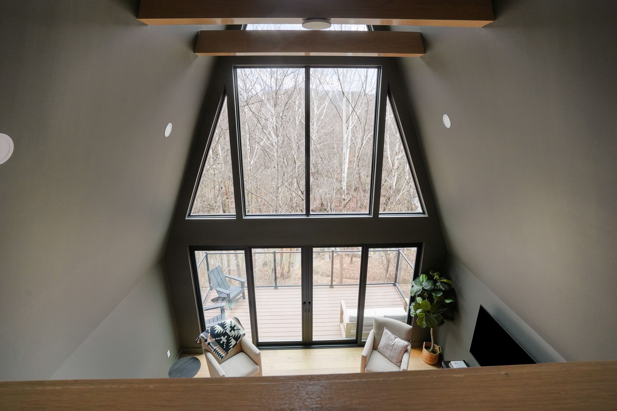 Télévision, cheminée