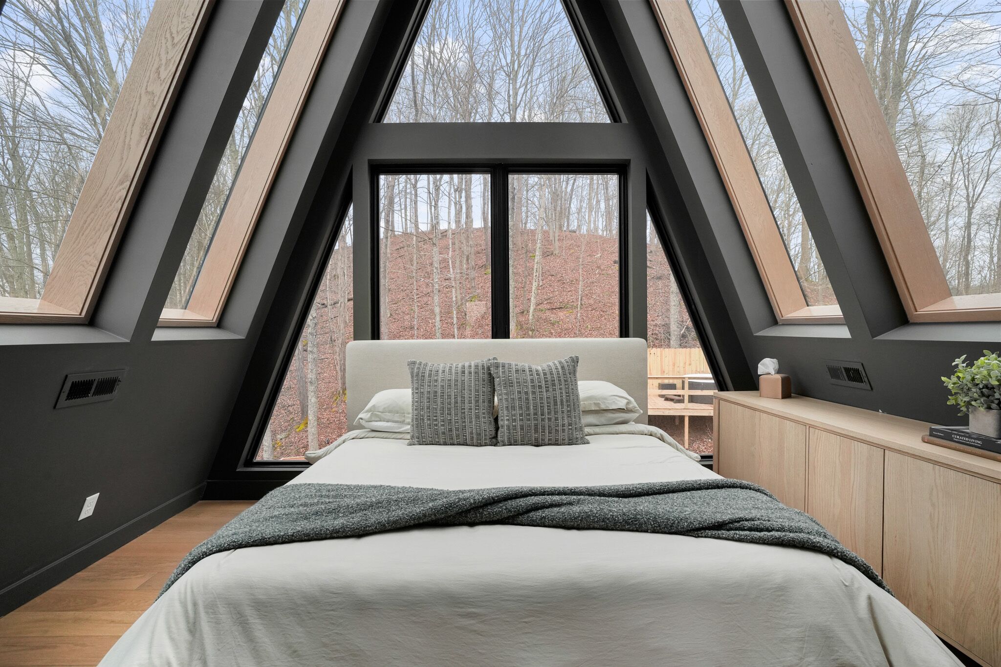 Fer et planche à repasser, Wi-Fi gratuit, draps fournis