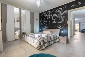 2 bedrooms, desk, soundproofing, iron/ironing board