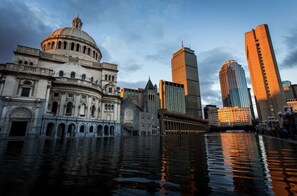 A historic building with a dome and classical architecture, a modern skyscraper, and a tall, rectangular building with a unique design. - Bright Modern Studio in South End (Boston)