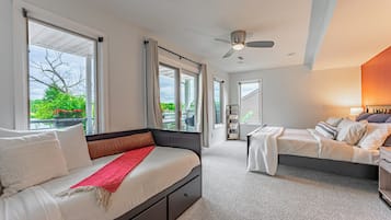 3 chambres, fer et planche à repasser, Wi-Fi, draps fournis