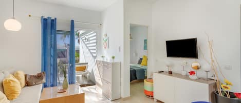 Fer et planche Ă repasser, Wi-Fi, literie fournie