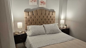 Iron/ironing board, WiFi, bed sheets - Relax Department 🏡 Ideal for Families and Long Term Stay (Los Olivos)