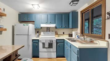 Mikrowelle, Ofen, Herdplatte, GeschirrspĂŒler