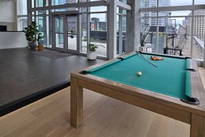 Games room - Humaniti - Serviced 1-Bedroom in Montreal (Montréal)