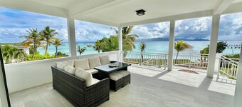 Bayview Resort, Blowing Point BEACHFRONT Villa with Stunning St. Maarten Views. 