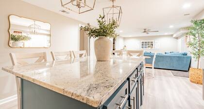 Spacious Lower-Level Retreat - Modern & Comfortable