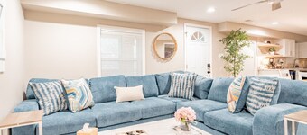 Spacious Lower-Level Retreat - Modern & Comfortable