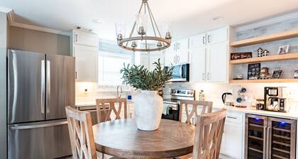 Charming Detached 1BR w/ Fenced Yard & Luxury Finishes