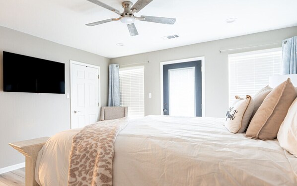 Desk, iron/ironing board, travel crib, WiFi