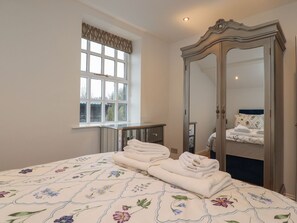 2 bedrooms, individually decorated, individually furnished, free WiFi - The Lodge House (Lancaster)