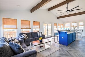 TV - Big 6BR Beach Getaway for 20 | Near Ferry, 3 Units (Bolivar Peninsula)