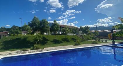 Charming 2-bedroom house with AC in peaceful San Miguel