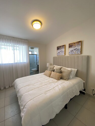 Charming 2-bedroom house with AC in peaceful San Miguel