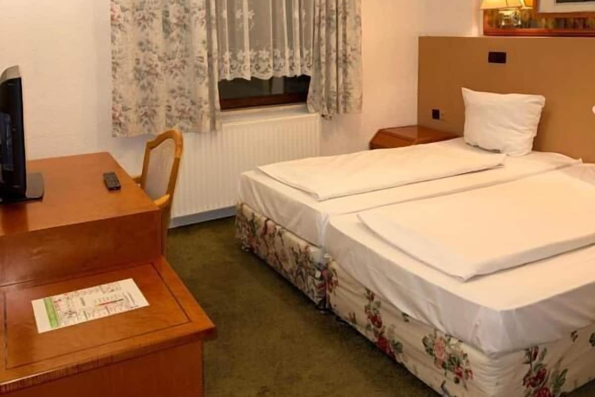 Quarto casal luxo | Wi-Fi de cortesia