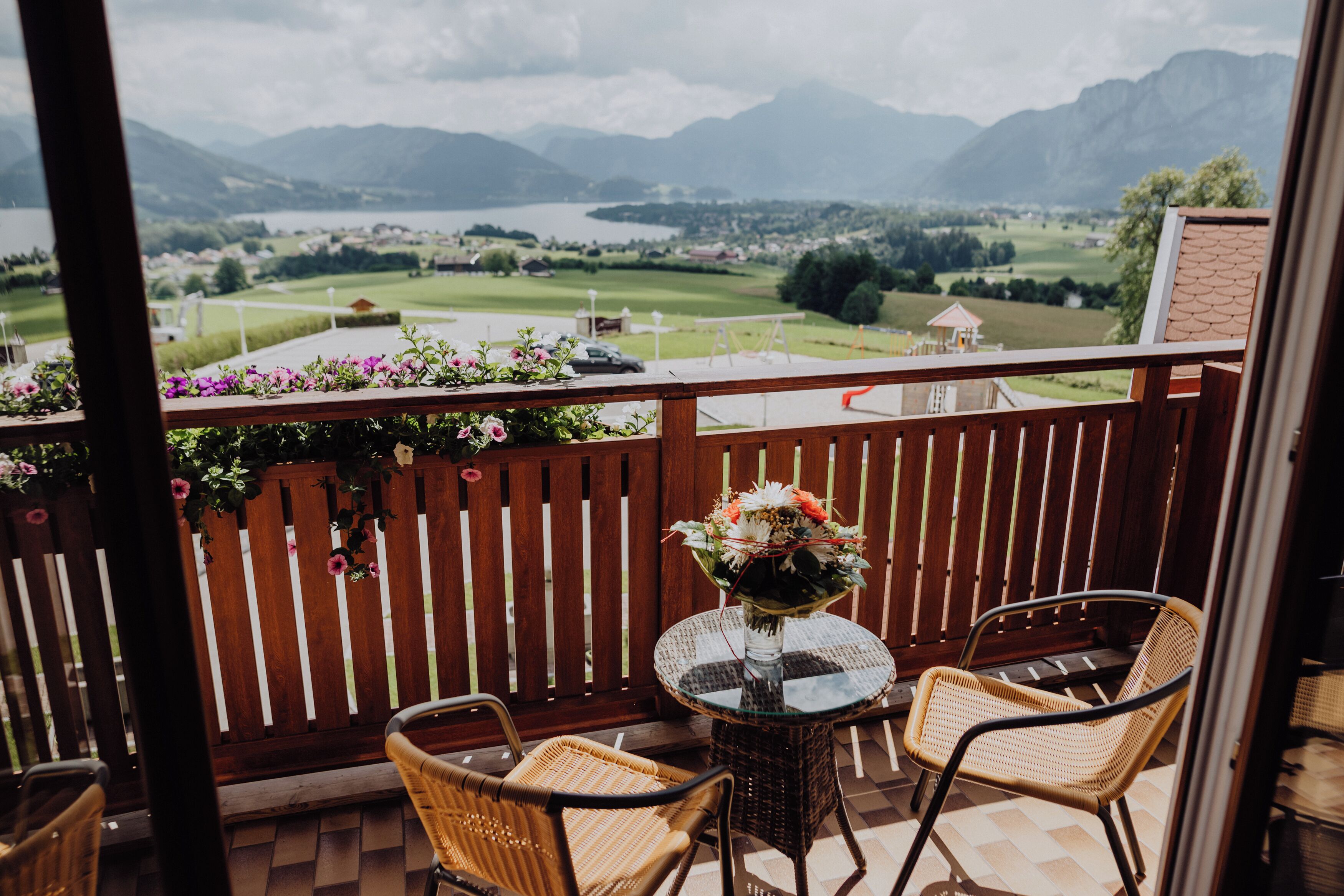豪華雙人房, 露台, 湖景 | 住宿地面