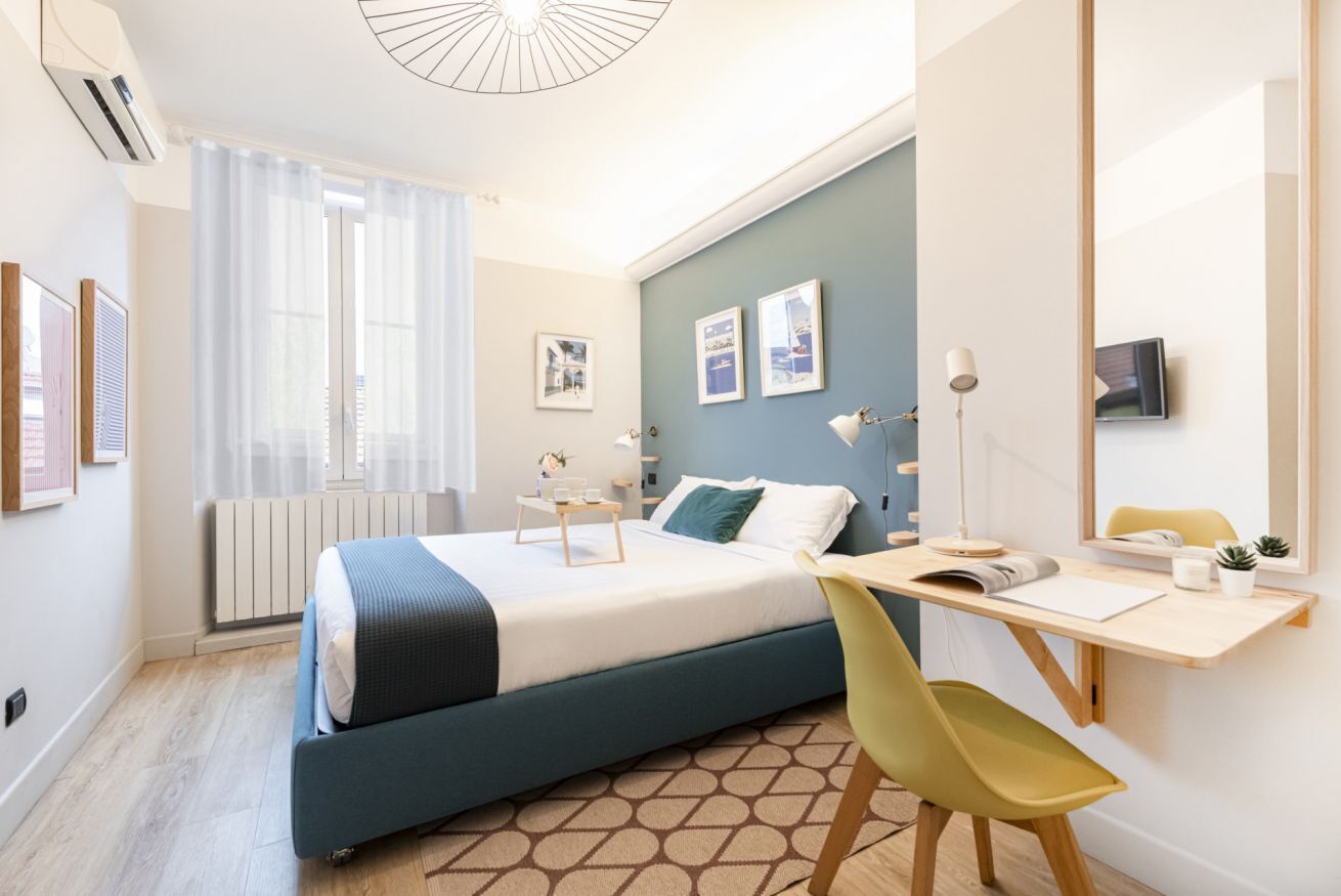 Desk, iron/ironing board