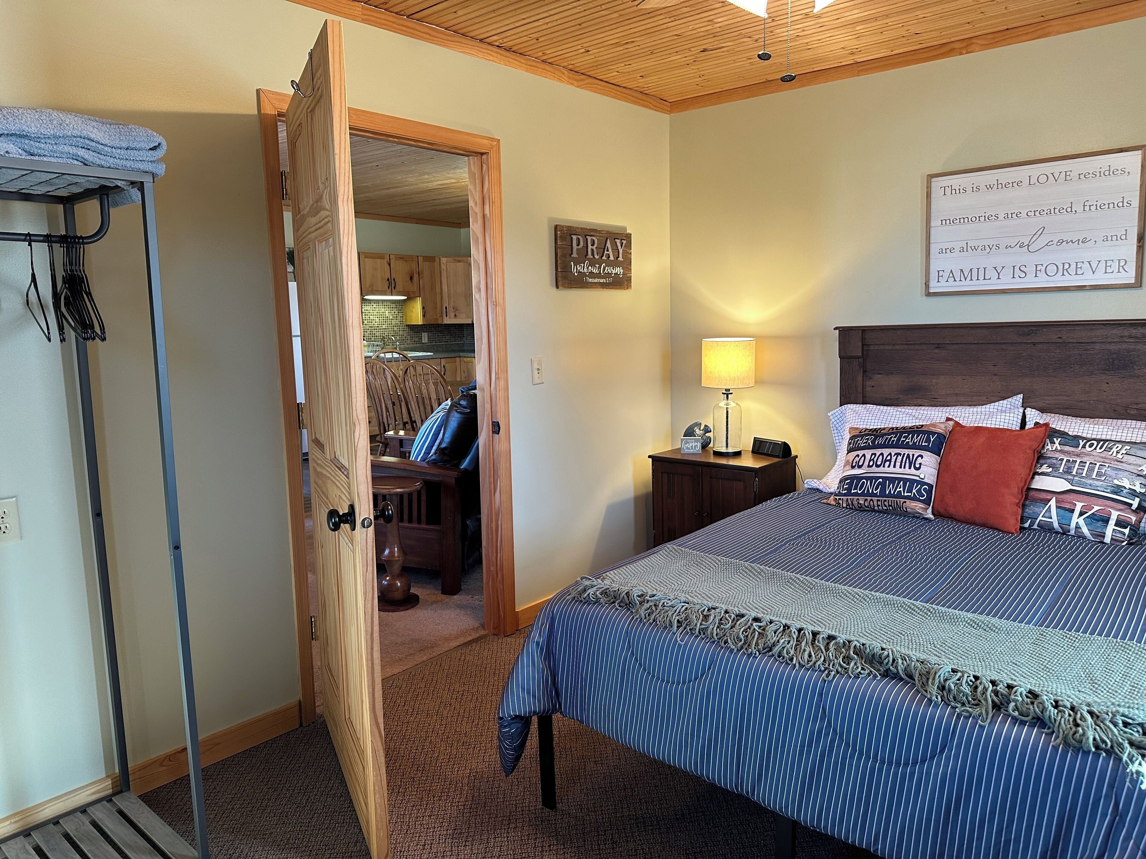 3 bedrooms, WiFi, bed sheets