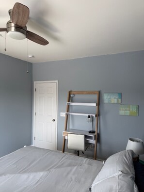 2 bedrooms, iron/ironing board, WiFi, bed sheets - Cape Escape! Renovated 2 bedroom/2 bathroom condo! (Lewes)