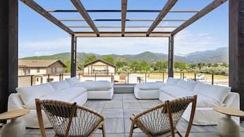House, Mountain View | Terrace/patio