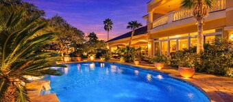 NEW | Private Pool Casita Near Alamo Heights | King Bed | Quiet & Central San Antonio