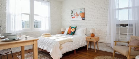 واي فاي وملاءات أسرّة