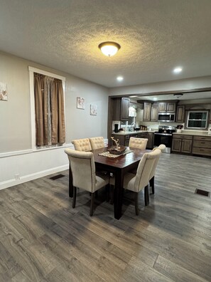 Dining - Serene 4-bedroom house with AC in charming Pleasantville (Pleasantville)