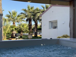 Outdoor spa tub - Villa Chloris - Scicli (Scicli)