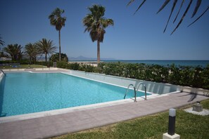 1 bedroom - 03 At1102 in Denia With 1 Bedrooms and 2 Bathrooms (Denia)