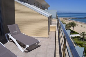 House - 09 At1101 in Denia With 1 Bedrooms and 2 Bathrooms (Denia)