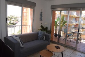Apartment, Smoking - Ap3212 in Denia With 3 Bedrooms and 2 Bathrooms (Denia)