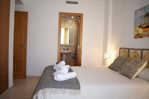 House | 3 bedrooms - 08 Ap3216 in Denia With 3 Bedrooms and 2 Bathrooms (Denia)