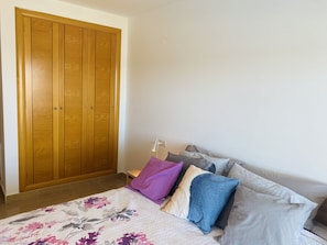 Apartment, Smoking | 1 bedroom - Ap463 in Oliva With 1 Bedrooms and 1 Bathrooms (Oliva)