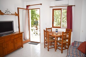 Apartment - Ap1117 in Denia With 1 Bedrooms and 1 Bathrooms (Denia)