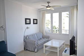 House - Ap2201 in Denia With 2 Bedrooms and 2 Bathrooms (Denia)