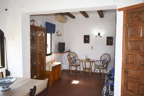 House | 2 bedrooms - Ap2113 in Denia With 2 Bedrooms and 1 Bathrooms (Denia)