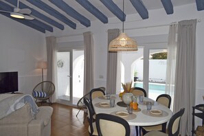 House | 3 bedrooms - Ch3400 in Denia With 3 Bedrooms and 2 Bathrooms (Denia)