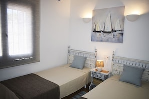House | 3 bedrooms - Ch3400 in Denia With 3 Bedrooms and 2 Bathrooms (Denia)