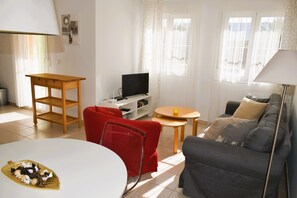House | 2 bedrooms - Pb2214 in El Vergel With 2 Bedrooms and 1 Bathrooms (Vergel)