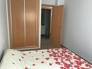 House, Smoking - Ap760 in Piles With 2 Bedrooms and 1 Bathrooms (Piles)